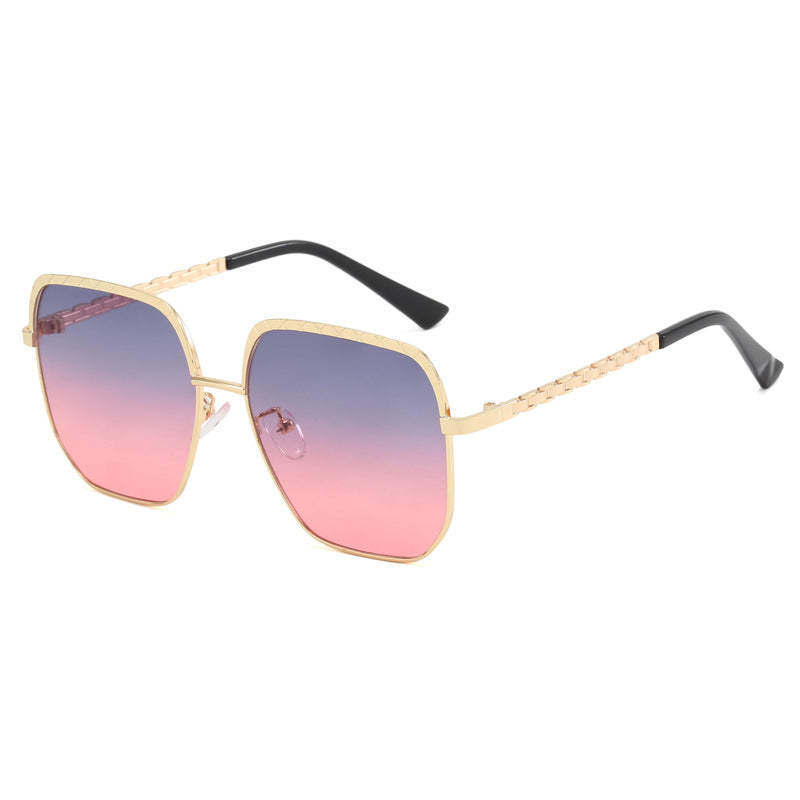 Damen modische Sonnenbrille mit quadratischem Rahmen und stilvollen Details Brehn
