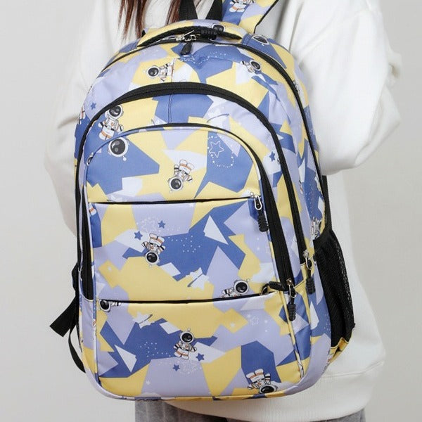 Modischer Schulrucksack mit Astronauten-Motiv Brehn