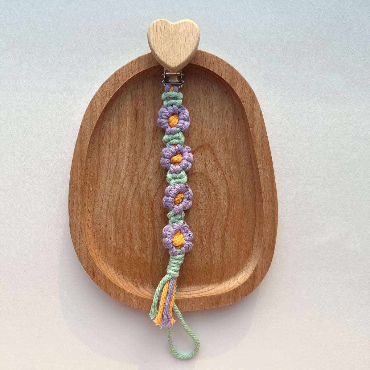 Baumwolle Häkelblumen Schnuller und Beißring Clip mit Holz Herz Sicherheitsclip