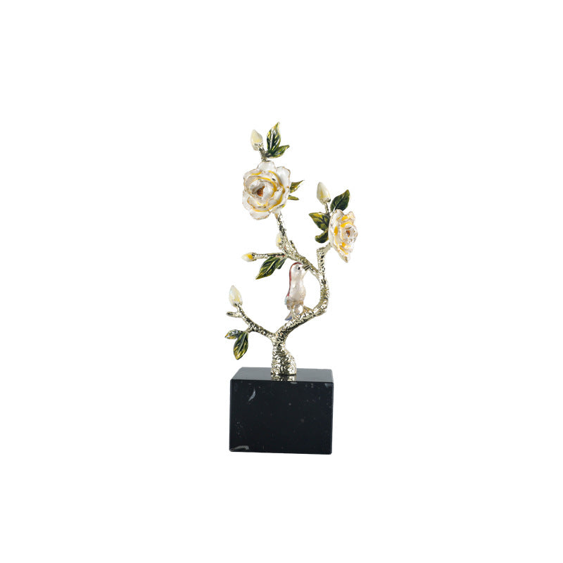 Dekorative Vogel- und Blumenskulptur
