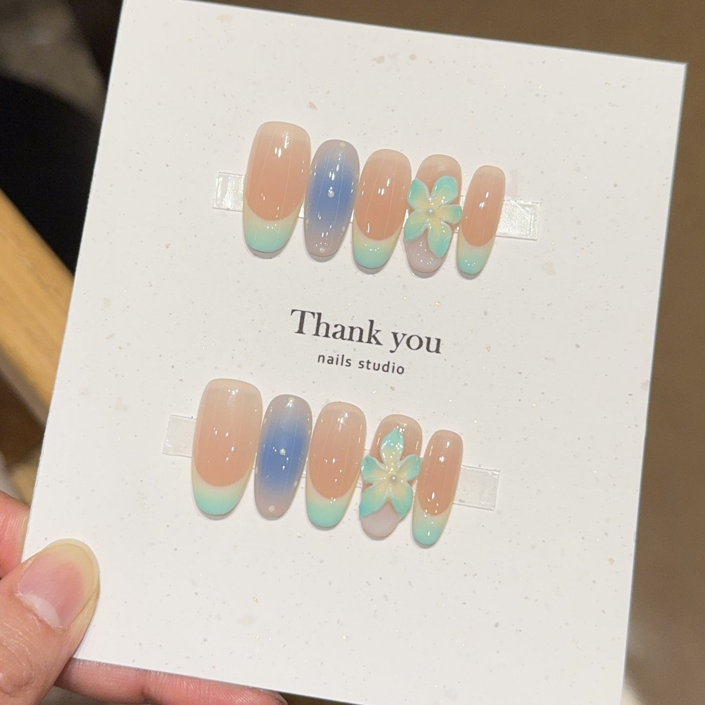 Künstliche Nagelspitzen Im Floralen Design Brehn