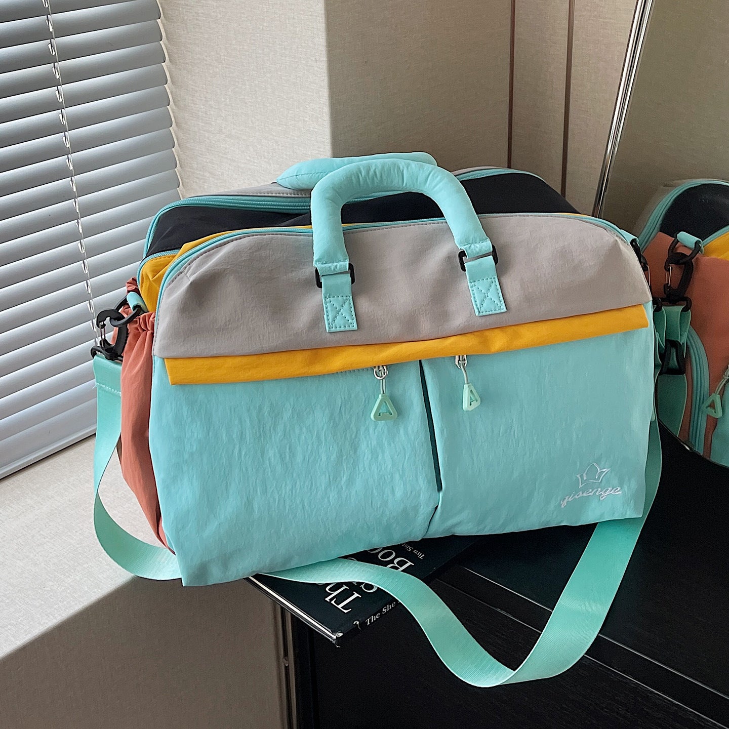 Vielseitiger Reiseorganizer Duffle Brehn