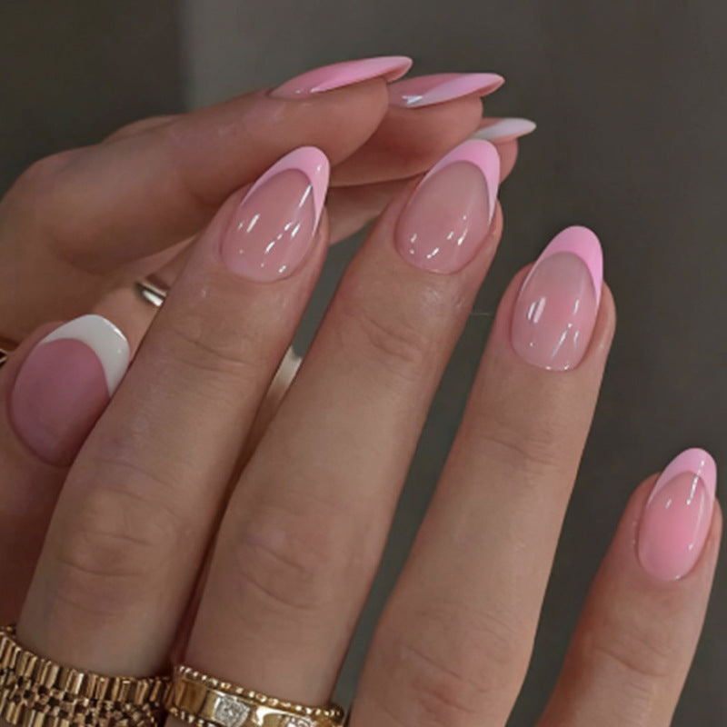 Premium Press-On Nail Set mit elegantem French Tip Design Brehn
