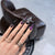 Glamouröses Stiletto Druck-On Nagelkunst-Set mit himmlischem Design Brehn