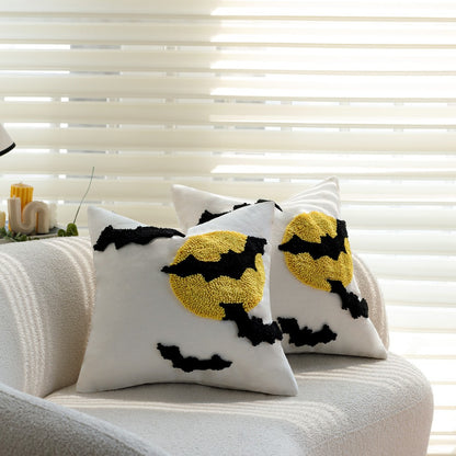 Dekoratives Kissen mit Halloween-Motiv