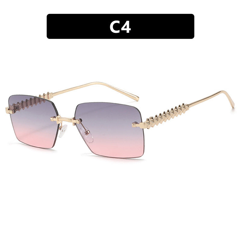 Damen modische Sonnenbrille mit einzigartigem und verzierendem Rahmen Brehn