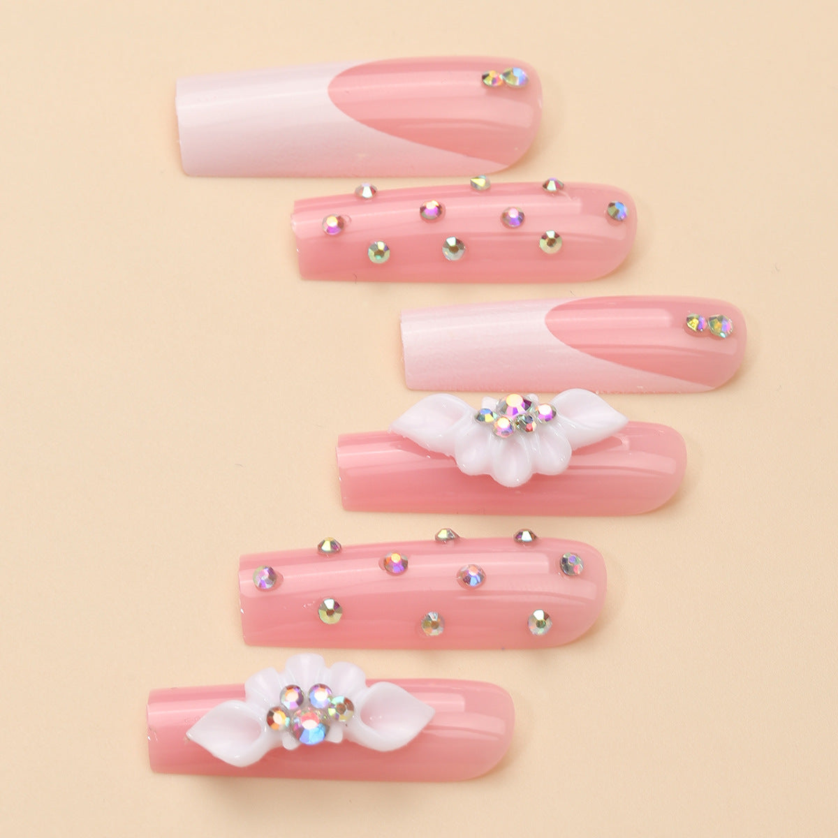 Dekorative florale Press-On-Nagelspitzen-Set Brehn