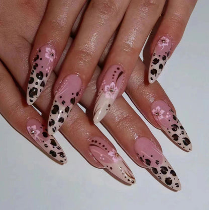 Designer Nail Art Brehn