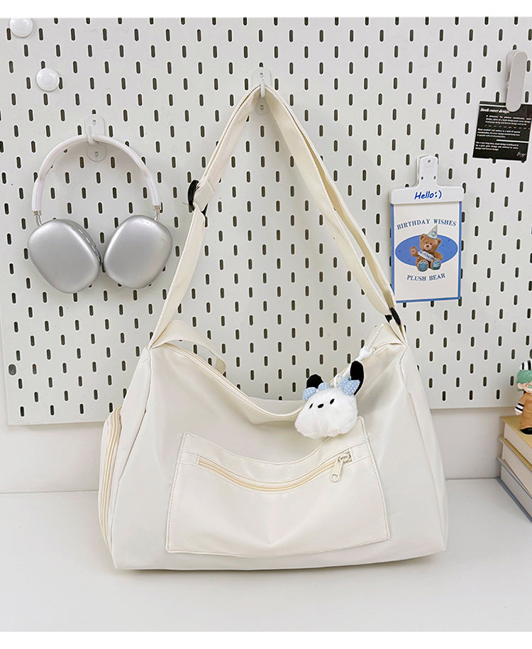 Sportliche Schultertasche mit Geräumigem Innenfach und Robustem Tragegurt Brehn