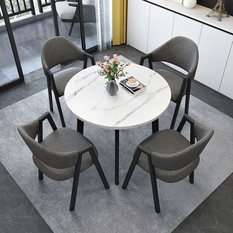 Esszimmerstuhl mit ergonomischer Polsterung und modernem Design Brehn