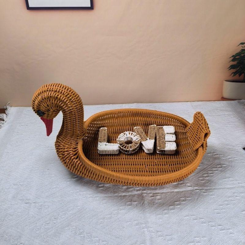 Dekorative Geflochtene Schwan Brehn