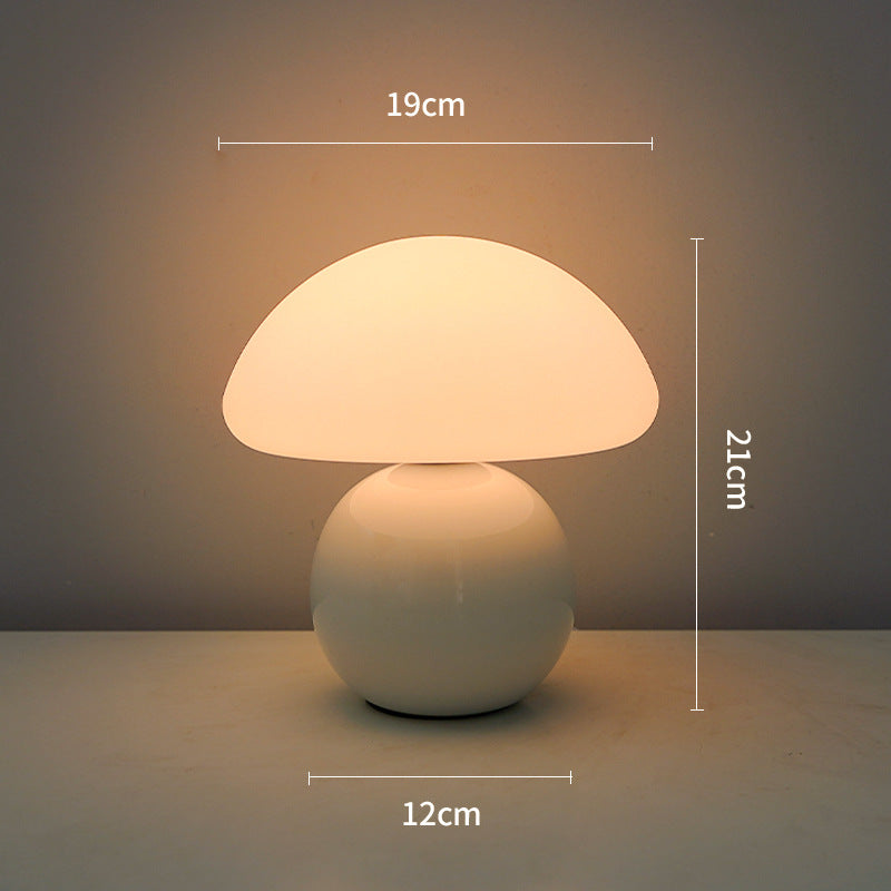 Künstlerische pilzförmige Tischlampe