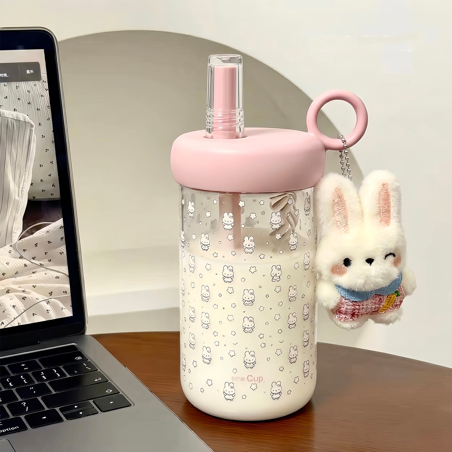 Damen Trinkflasche mit integriertem Fruchteinsatz und Silikondeckel Brehn