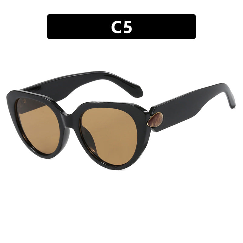 Damen Cat-Eye Sonnenbrille mit auffälligem Design und schützendem UV-Filter Brehn