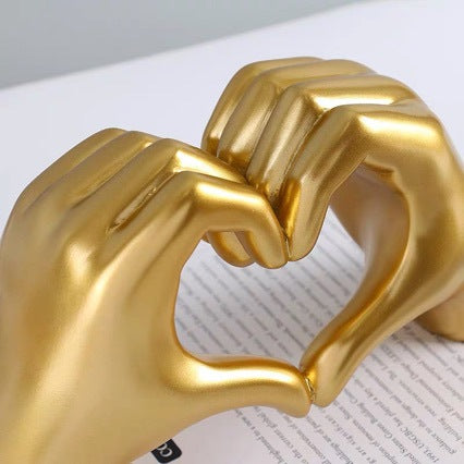 Dekorative Herz-Hand Statue Brehn