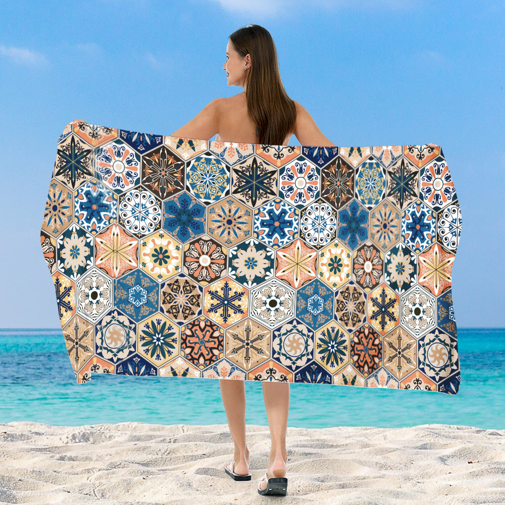 Strandtuch mit exklusivem geometrischen Muster Brehn