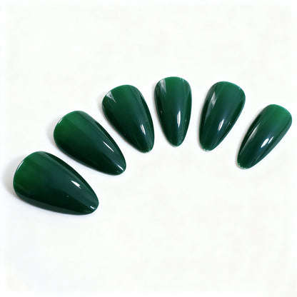 Premium Glänzende Nagelverlängerungen Brehn