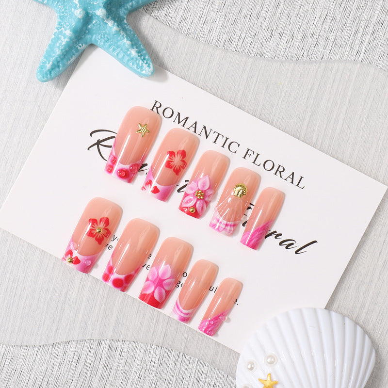 Romantisches florales Press-On-Nageldesign Brehn
