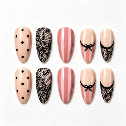 Elegantes von Spitze inspiriertes Press-On-Nagelset Brehn