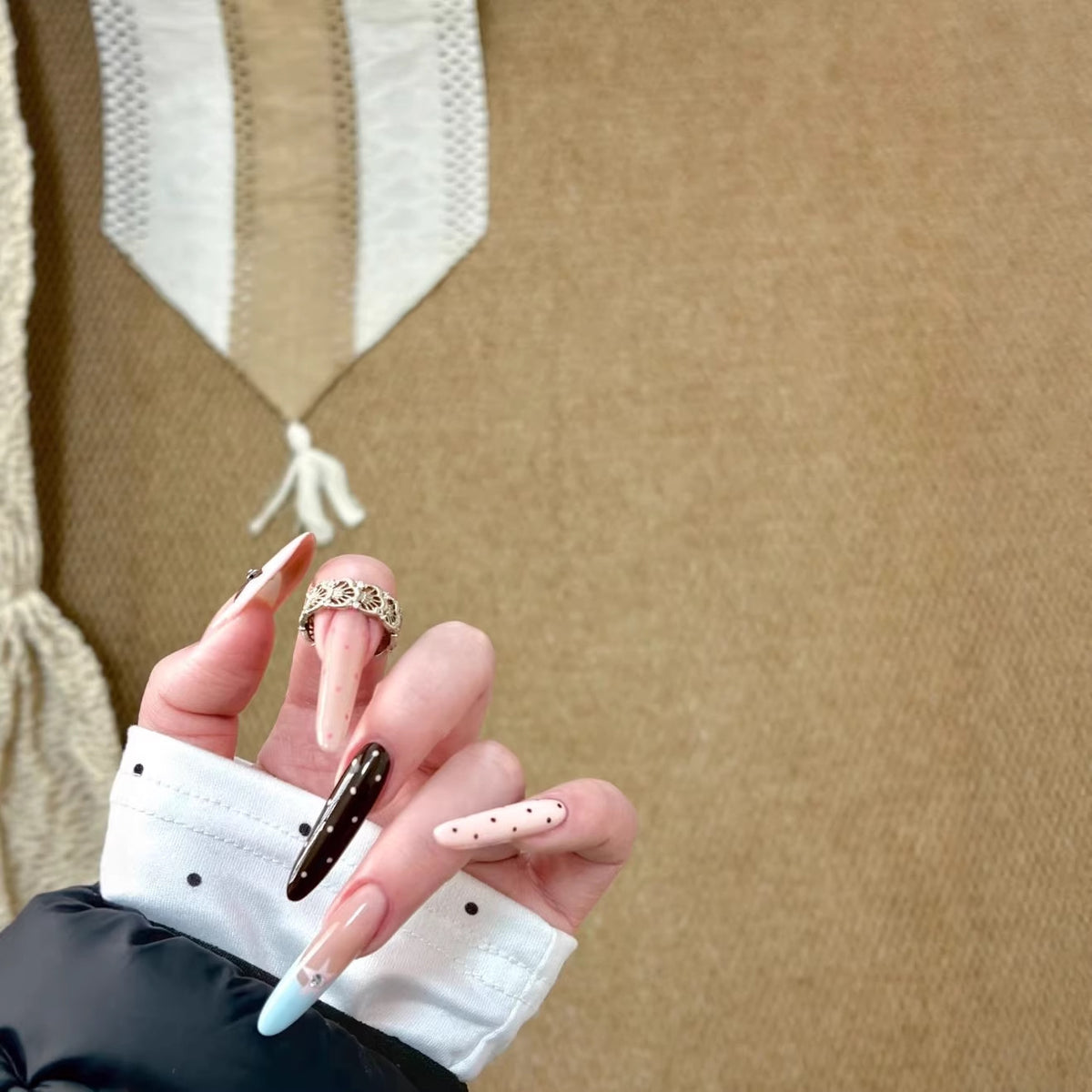 Künstlerische Nagelverlängerungs-Tips