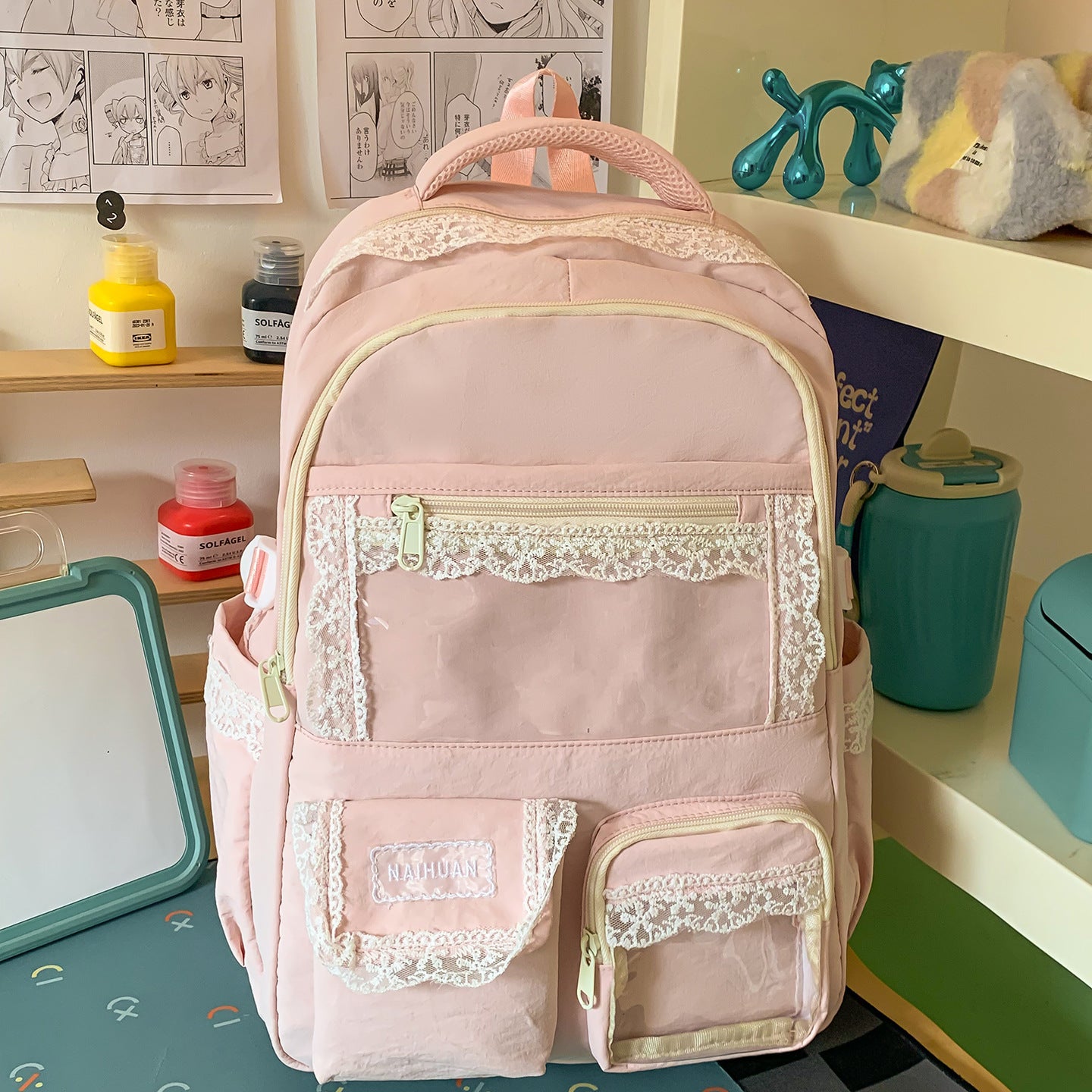 Süßer Rucksack mit Spitzendetails