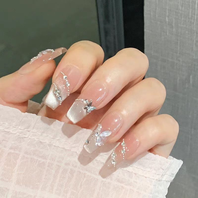 Elegante dekorative Press-On Nail Set Brehn