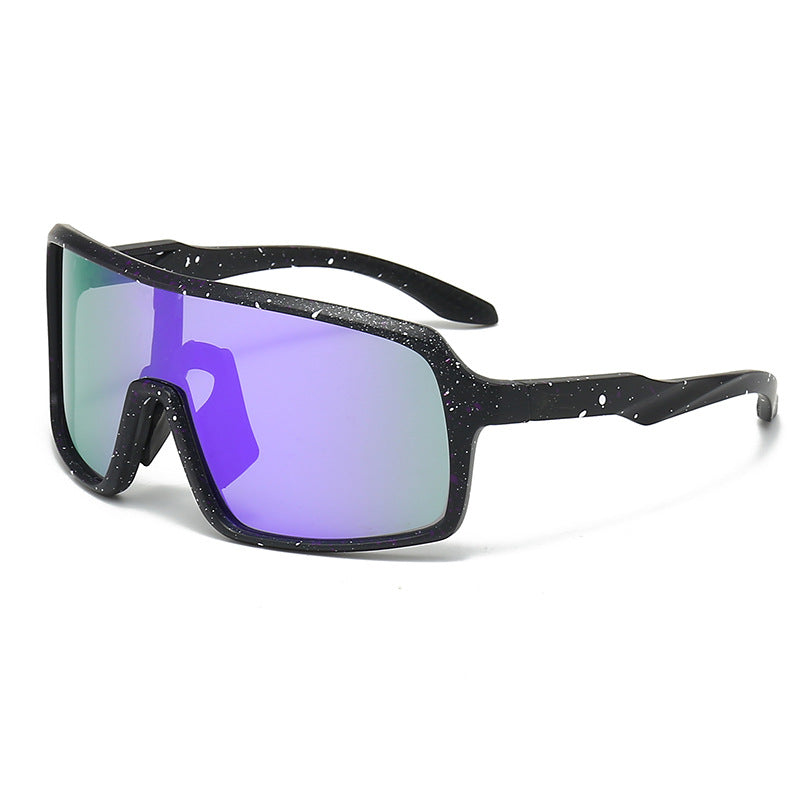 Damen modische Sonnenbrille im futuristischen Design mit großflächigen Gläsern Brehn