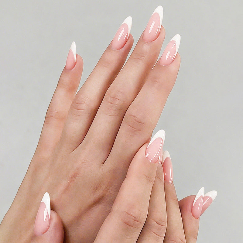 Elegantes Press-On-Nagelset mit natürlichem Finish Brehn