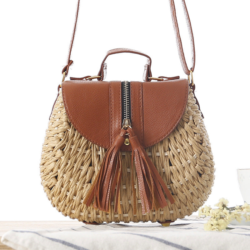 Handtasche mit Einzigartigem Geflochtenem Design und Eleganter Klappe Brehn