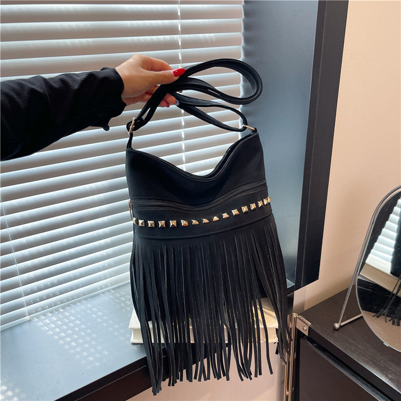 Stylische Fransen Crossbody Tasche Brehn