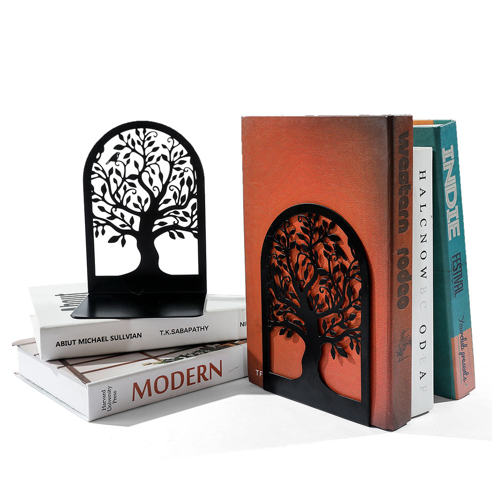Dekorative Baumzweig-Bücherstützen