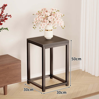 Hoher Metallpflanzenständer Pedestal mit quadratischer Oberseite Minimalistischer Rahmen