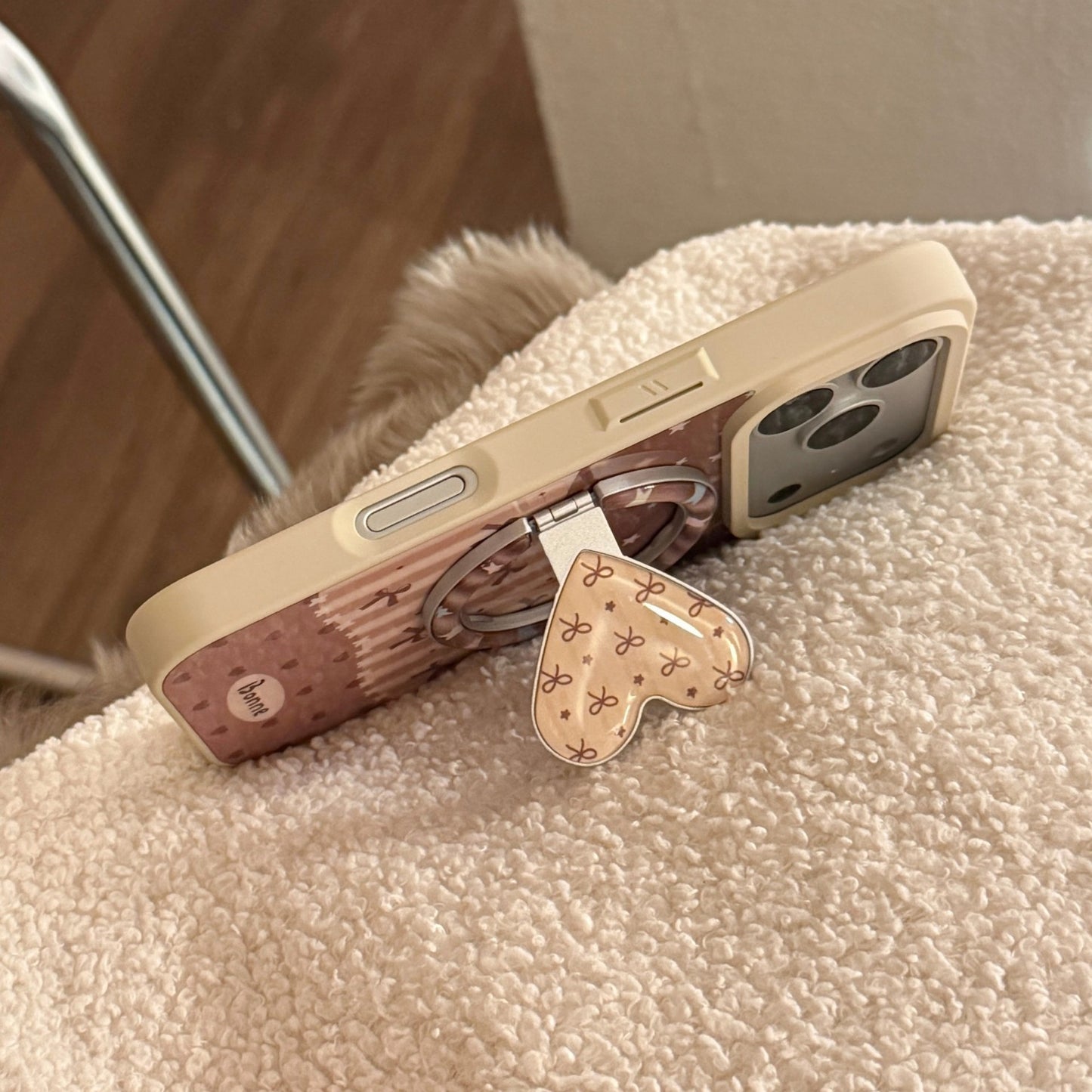Herzförmiger Handspiegel Brehn