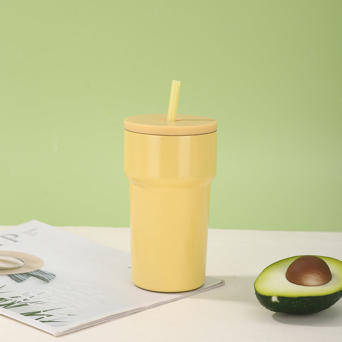 Unisex Isolierter Trinkbecher mit Staubschutzdeckel und Strohhalm Brehn