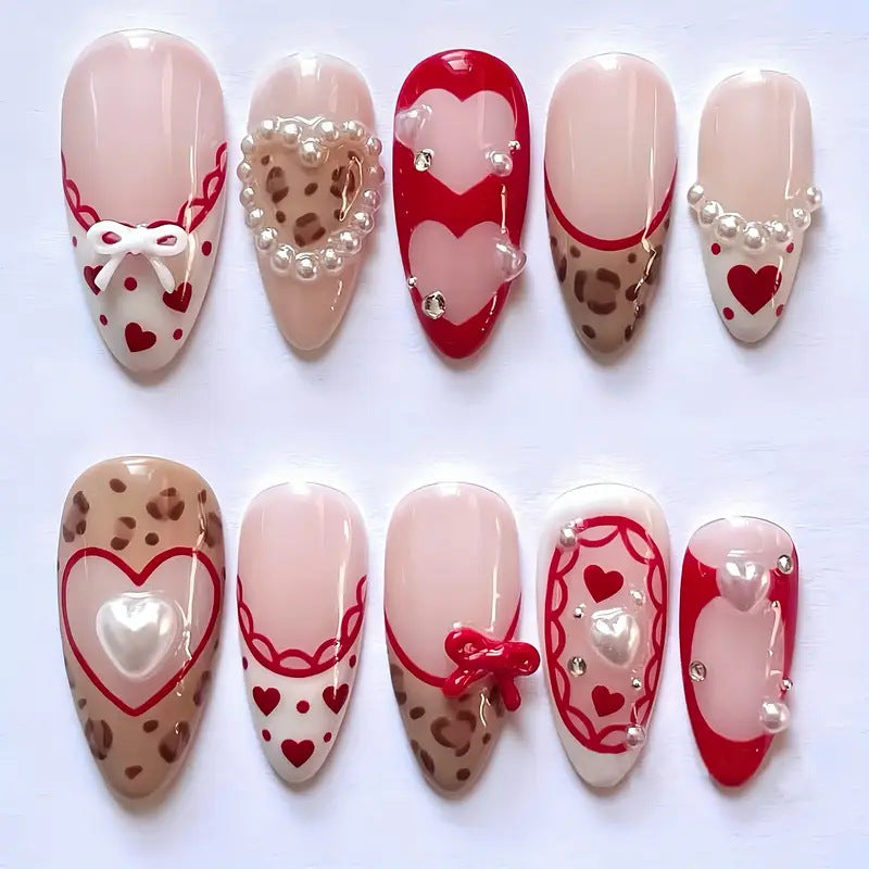 Romantische Herz-Themen Press-On Nagelkunst Brehn