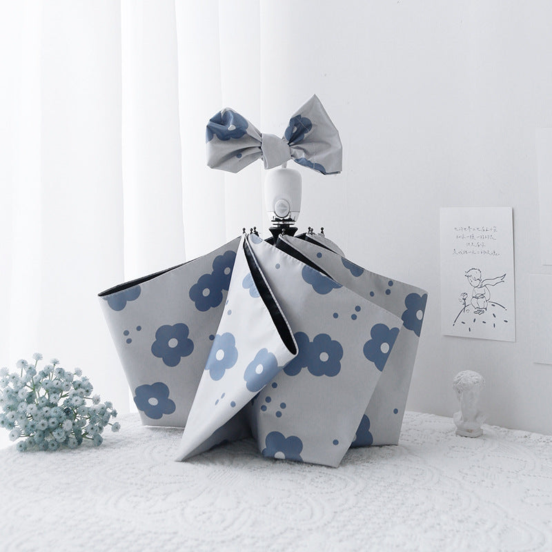 Damen Faltregenschirm mit ausgefallenem Blumendesign Brehn