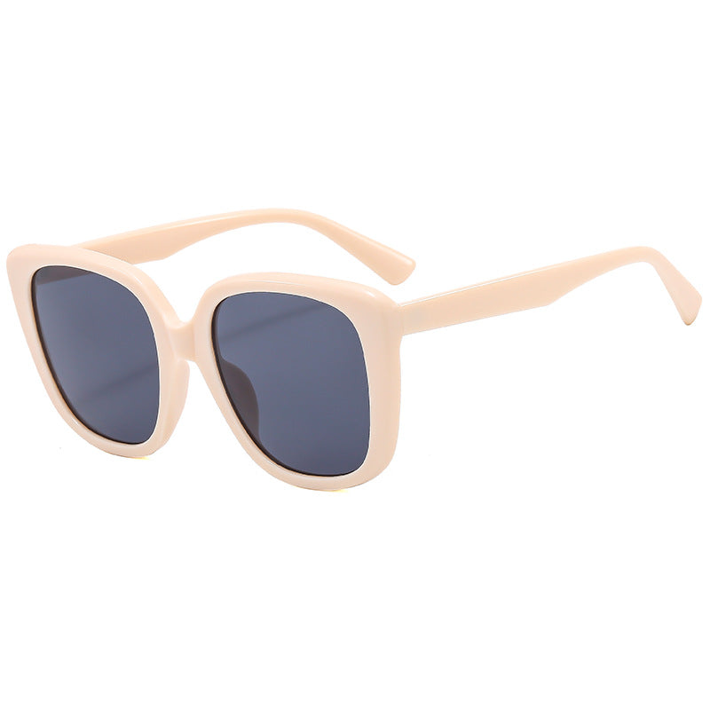 Damen stilvolle Sonnenbrille im modischen Design Brehn