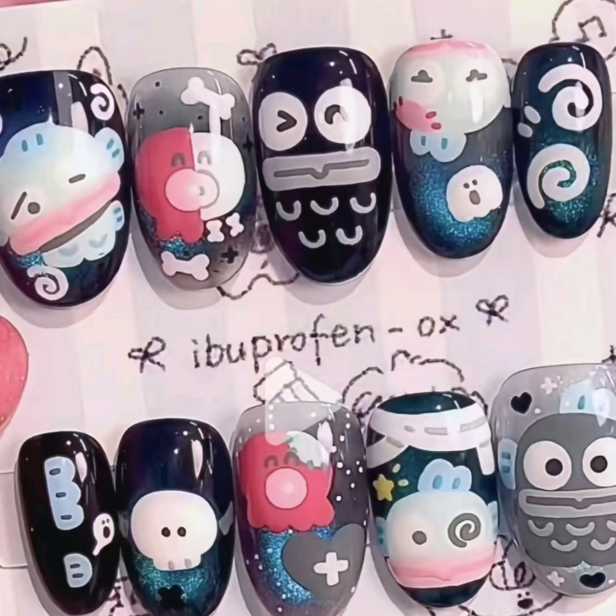 Kreative Cartoon Press-On Nagelkunst Brehn