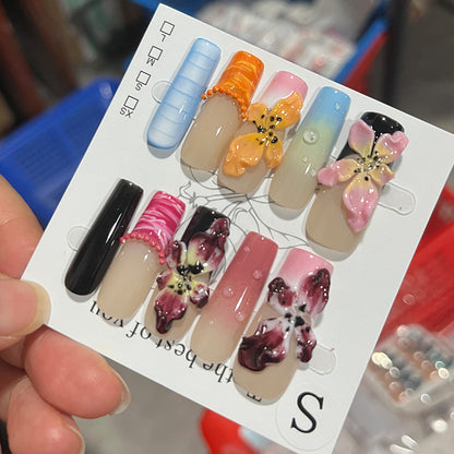 Handgefertigtes florales Design Press-On Nagelset Brehn