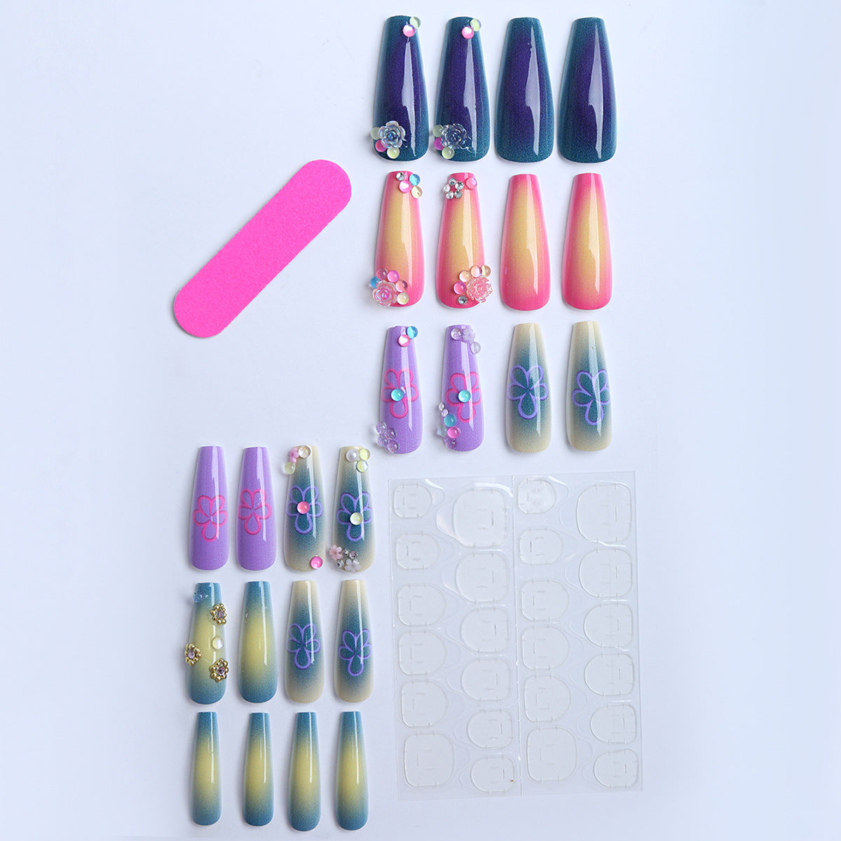 Nagelkunst mit Bunten Designs Brehn