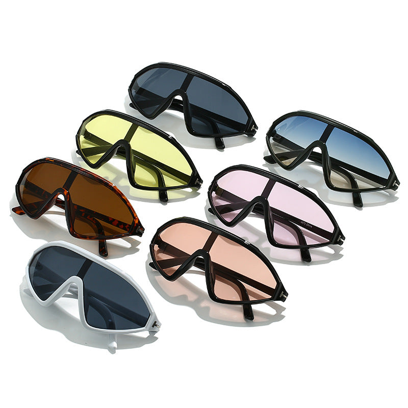 Damen sportliche Sonnenbrille mit ergonomischem Vollranddesign Brehn