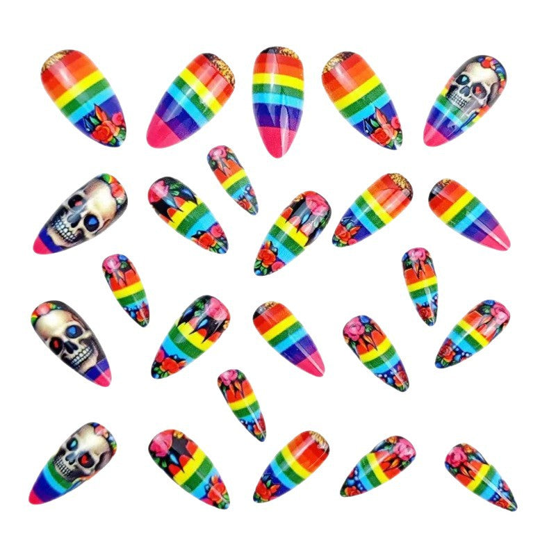 Kreative Kunstnägel im Totenkopf- und Regenbogen-Design Brehn