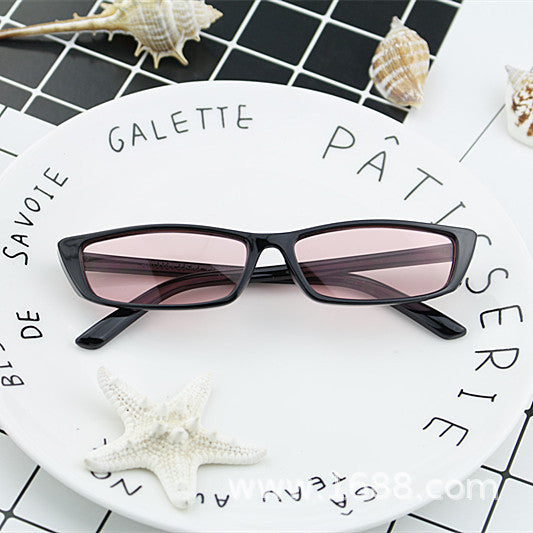 Damen modische Sonnenbrille im eleganten Retro-Stil Brehn
