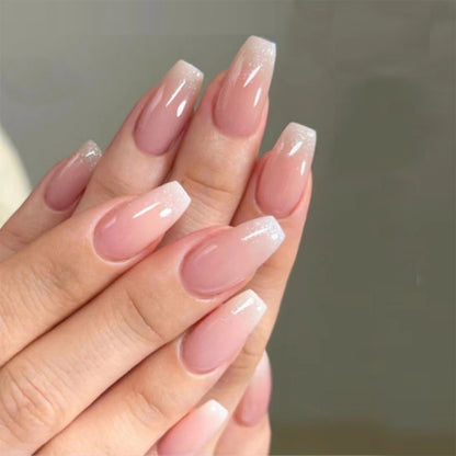 Glamouröse Glitzer-Stiletto Press-On Nägel Brehn