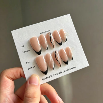 Anpassbares kunsthandwerkliches Press-On-Nagelset