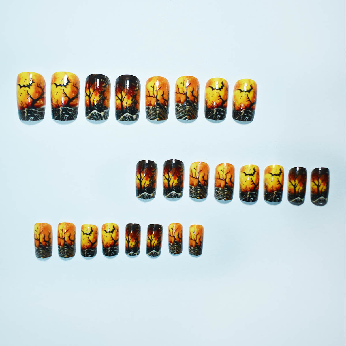 Künstlerisches Halloween-Themen Press-On Nagelset Brehn