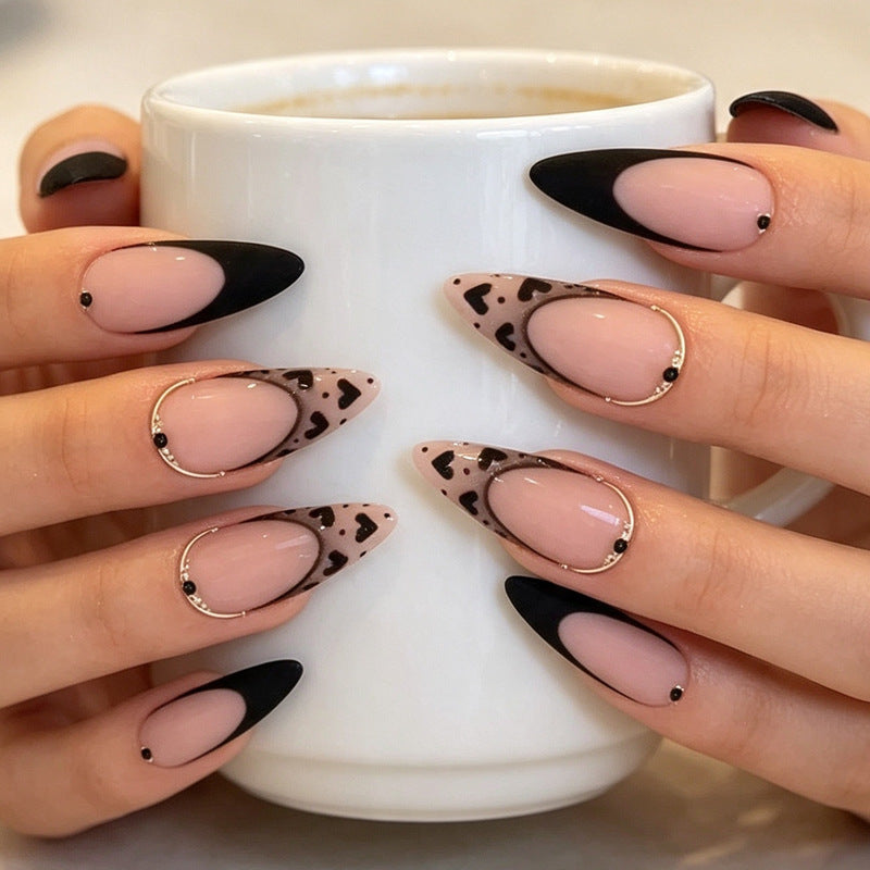 Einzigartiges Elegantes Press-On Nagelspitzen Set Brehn