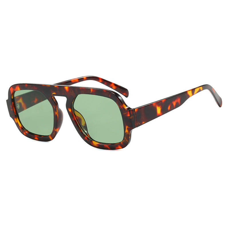 Damen moderne oversized Sonnenbrille im kantigen Design Brehn