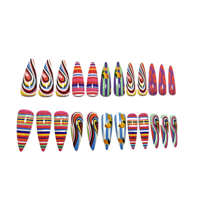Kreative Kunstnägel mit multicolor Design Brehn