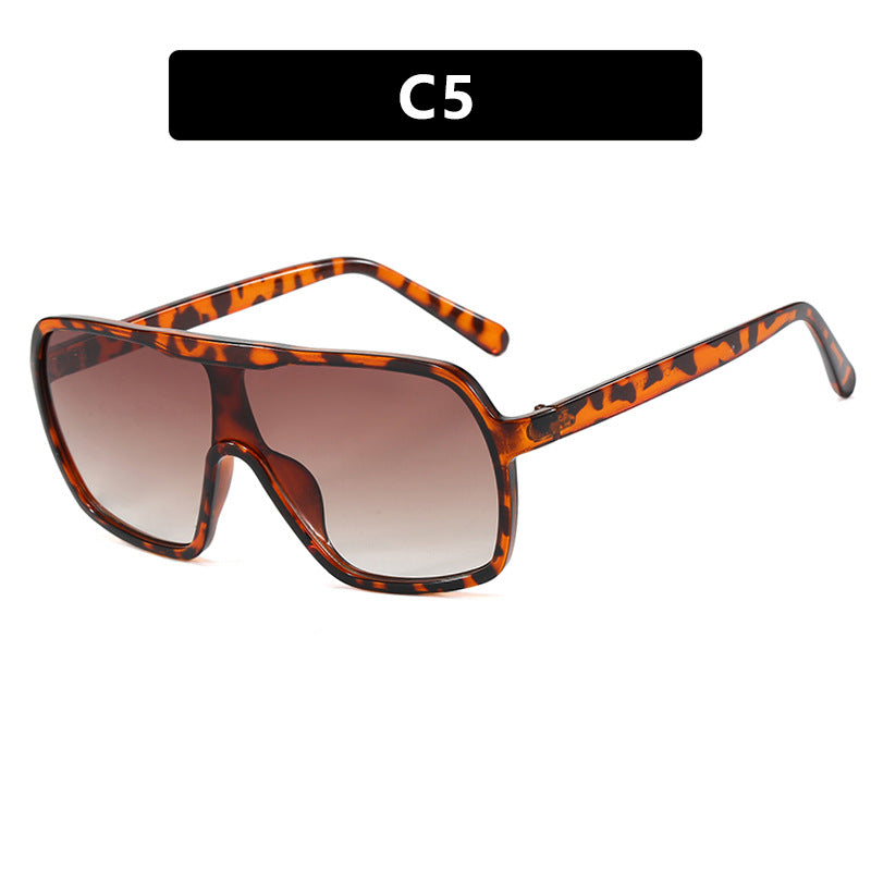 Damen oversized Sonnenbrille mit breitem Rahmen Brehn